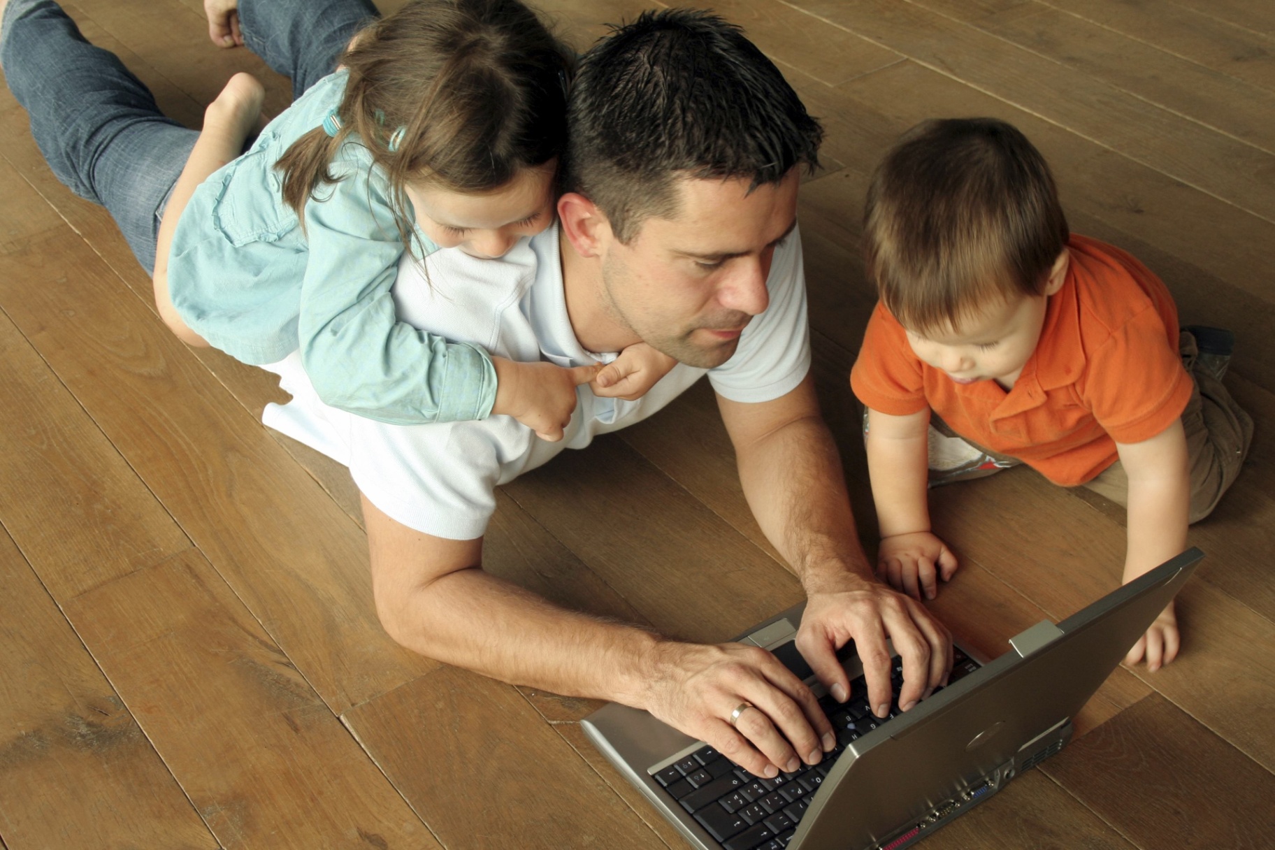 Frequently Asked Questions About Internet and TV Services for UAE Businesses